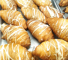 Ensaimada clásica con azúcar glas